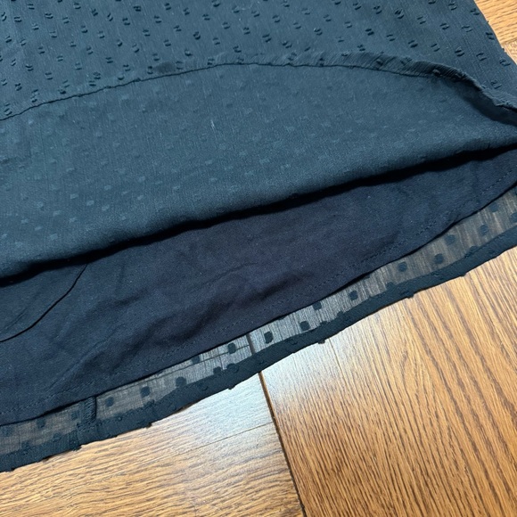 *NWT* Abercrombie & Fitch black lace embroidered dot camisole (size large) - Picture 5 of 6